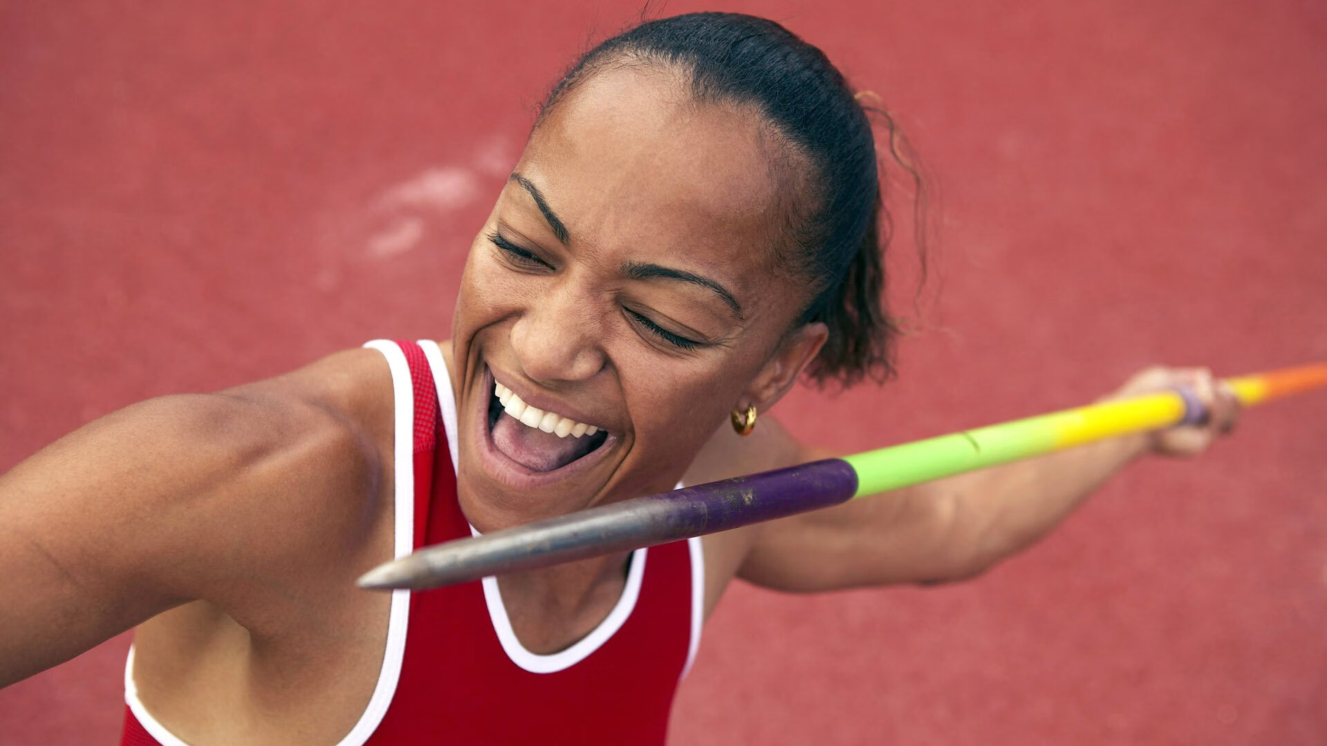 道格拉斯后程发力力压群雄夺金，道格拉斯42